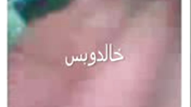 زنی که در کانال تلگرامی فیلم سکسی عربی پوست محکم می درخشد